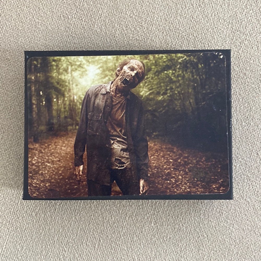 The Walking Dead zombie puzzle